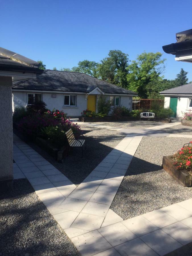 A Selection Of Self Catering Holiday Homes At Kilcloon Cottages Maynooth Exteriör bild